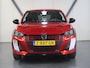 Peugeot 208 Hybrid 100PK e-DCS6 Allure | 1ste eigenaar | AppleCarplay/AndroidAuto | AUTOMAAT | Parkeersensoren | FULL LED | Navigatie | Lederen Stuurwiel | Climate Control | Cruise Control | 16" LMV | Isofix | Privacy Glass |