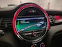 MINI Mini Electric Yours 33 kWh / NAP / 1 EIGENAAR / DEALER ONDERH. / STOELVERW. / CAMERA / KEYLESS / LEDER / PANO / DAB+ / HUD !