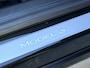 Tesla Model 3 Long Range AWD 75 kWh Warmtepomp / 3 Fase / Autopilot / Stoel en Stuurverwarming / Leder / Panorama /