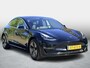 Tesla Model 3 Long Range AWD 75 kWh Warmtepomp / 3 Fase / Autopilot / Stoel en Stuurverwarming / Leder / Panorama /