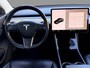 Tesla Model 3 Long Range AWD 75 kWh Warmtepomp / 3 Fase / Autopilot / Stoel en Stuurverwarming / Leder / Panorama /