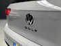 Volkswagen Golf 1.5 eTSI R-Line Edition - panoramadak - LED Matrix - trekhaak - H&K