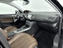 Peugeot 308 1.2 130pk Blue Lease Premium | Automaat | Lederen bekleding | Glazen dak | Cruise control | Trekhaak | Lichtmetalen velgen |