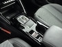 Peugeot e-2008 SUV EV 54 kWh 156 pk Allure Avantage | ACCU 98 % | Camera | Draadloos Carplay | Dodehoekbewaking | Navigatie | Parkeersensoren