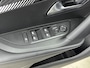 Peugeot e-2008 SUV EV 54 kWh 156 pk Allure Avantage | ACCU 98 % | Camera | Draadloos Carplay | Dodehoekbewaking | Navigatie | Parkeersensoren