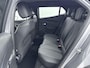 Peugeot e-2008 SUV EV 54 kWh 156 pk Allure Avantage | ACCU 98 % | Camera | Draadloos Carplay | Dodehoekbewaking | Navigatie | Parkeersensoren
