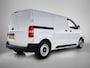 Opel Vivaro-e Electric L2 75 kWh | Airco | Cruise Control | Parkeersensoren Achter | Achteruitrijcamera | Navigatie | 3-Zits