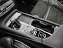 Volvo XC90 2.0 T8 AWD R-Design Panoramadak / Trekhaak / Leder-sport / Pdc+Camera / Xenon / 7Pers. / Apk 11-2026