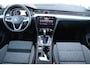 Volkswagen Passat 1.5 TSI 150pk DSG Business | Navigatie | Achteruitrijcamera | App Connect