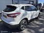 Nissan Qashqai 1.2i Connect Ed Navi ECC Camera Pano 18"lm PDC Parelmoer Privacy