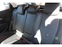 Peugeot 3008 1.2 PureTech *Active* | Carplay | Camera | Cruise & Climate Control | PDC | Stoelverwarming | Navigatie | Bluetooth | Leder |