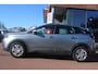 Peugeot 3008 1.2 PureTech *Active* | Carplay | Camera | Cruise & Climate Control | PDC | Stoelverwarming | Navigatie | Bluetooth | Leder |