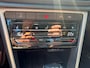 Volkswagen T-Roc 1.5 TSI Life Business NAVI / CAMERA / SENSOREN V+A / TREKHAAK / NETTE STAAT