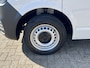 Volkswagen Transporter 2.0 TDI L2H1 30 DC Airco Cruise controle Telefoonverbinding Trekhaak 2200kg trekgewicht Apple carplay Navigatiesysteem schuifdeur Euro 6 DC 1e eigenaar Dealer onderhouden