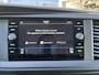 Volkswagen Transporter 2.0 TDI L2H1 30 DC Airco Cruise controle Telefoonverbinding Trekhaak 2200kg trekgewicht Apple carplay Navigatiesysteem schuifdeur Euro 6 DC 1e eigenaar Dealer onderhouden