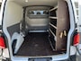 Volkswagen Transporter 2.0 TDI L2H1 30 DC Airco Cruise controle Telefoonverbinding Trekhaak 2200kg trekgewicht Apple carplay Navigatiesysteem schuifdeur Euro 6 DC 1e eigenaar Dealer onderhouden