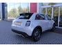 Fiat 600 1.2 Hybrid 110PK AUTOMAAT URBAN | STOEL/VOORRUIT VERWARMING | KEYLESS ENTRY/START | 17" LICHTEMATELN VELGEN | DRAADLOZE TELEFOONLADER | DRAADLOZE APPLE CARPLAY/ANDROID AUTO | NAVIGATIE | DAB+ RADIO | PARKEERSENSOREN VOOR + ACHTER | ACHTERUITRIJ CAMERA | CRUISE CONTROL | LED KOPLAMPEN |