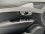 Volvo XC90 2.0 T8 TWIN ENGINE AWD R-DESIGN 7 PERSOONS LEDER NAVIGATIE LUCHTVERING ADAPTIVE CRUISE CONTROL HEAD-UP DISPLAY PANORAMA SCHUIF/KANTELDAK ACHTERUITRIJCAMERA ZEER MOOI !!