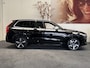Volvo XC90 2.0 T8 TWIN ENGINE AWD R-DESIGN 7 PERSOONS LEDER NAVIGATIE LUCHTVERING ADAPTIVE CRUISE CONTROL HEAD-UP DISPLAY PANORAMA SCHUIF/KANTELDAK ACHTERUITRIJCAMERA ZEER MOOI !!