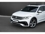 Volkswagen Tiguan 1.5 TSI 150pk 7-DSG R-Line Business+ | Panoramadak | 360 Camera | Head-Up | Dodehoeksensor | 19"