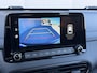 Hyundai Kona 1.6 GDI HEV Comfort Smart / Fabrieksgarantie tot 2-2028 / Goed Onderhouden / Navigatie / Apple Carplay & Android Auto / Camera / Cruise Control / PDC /