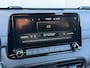 Hyundai Kona 1.6 GDI HEV Comfort Smart / Fabrieksgarantie tot 2-2028 / Goed Onderhouden / Navigatie / Apple Carplay & Android Auto / Camera / Cruise Control / PDC /
