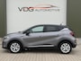 Renault Captur 1.0 TCe 100 Intens / Clima / Navi / 17" LM velgen / Sensoren V+A / Keyless / Getinte ramen achter