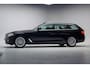 BMW 5-Serie 520i Executive Aut. [ Panoramadak Navi Trekhaak ]
