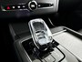 Volvo XC90 T8 Plug-in hybrid AWD Ultra Dark | Panoramadak | 360° camera | Bowers & Wilkins | Luchtvering | Stoelventilatie | Head-up Display | Trekhaak