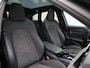 Audi A5 Avant 2.0 e-hybrid quattro S edition Competition l Adaptive cruise control l 360 graden camera l Navigatie l Panorama-glasdak l Stoelverwarming l Privacy glas l Stoelen voor, elekt. verstelb. l Trekhaak, elektr. wegklapbaar l Comfortsleutel l Optiekpakket zwart l Diefstalalarm l Matrix-LED