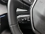 Peugeot e-2008 SUV GT 54 kWh | Accu 97% | Airco | Apple Carplay / Android auto | Camera voor en achter | Cruise control adaptief | Navigatie