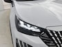 Peugeot e-2008 SUV GT 54 kWh | Accu 97% | Airco | Apple Carplay / Android auto | Camera voor en achter | Cruise control adaptief | Navigatie