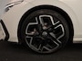 Volkswagen Golf variant 1.5 eTSI R-Line Edition | Black style pakket | Panoramisch schuif-kanteldak | Assistance pakket plus