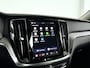 Volvo V60 B4 Core | Park assist | Stoel- en Stuurverwarming | Cruise control