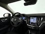 Volvo V60 B4 Core | Park assist | Stoel- en Stuurverwarming | Cruise control