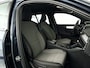 Volvo XC40 T2 Momentum Business | Park assist | Cruise control | Navigatie | Elektrische achterklep