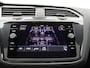 Volkswagen Tiguan 1.5 TSI ACT Highline Business R 150PK DSG R-line, Panoramadak, Trekhaak, Leder, Memorystoel, Keyless, Elektr. Achterklep, 20" Suzuka, Stoelverwarming