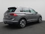 Volkswagen Tiguan 1.5 TSI ACT Highline Business R 150PK DSG R-line, Panoramadak, Trekhaak, Leder, Memorystoel, Keyless, Elektr. Achterklep, 20" Suzuka, Stoelverwarming