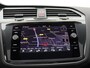 Volkswagen Tiguan 1.5 TSI ACT Highline Business R 150PK DSG R-line, Panoramadak, Trekhaak, Leder, Memorystoel, Keyless, Elektr. Achterklep, 20" Suzuka, Stoelverwarming