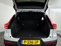 Volvo XC40 T2 Momentum | Parkeercamera | Cruise control | Navigatie | Climate control