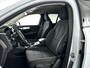 Volvo XC40 T2 Momentum | Parkeercamera | Cruise control | Navigatie | Climate control