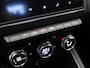 Renault Captur E-Tech Hybrid 145pk Rive Gauche | Achteruitrijcamera | Climate Control | Cruise Control Adaptief | Navigatie | Stuurwielverwarming | Automaat |