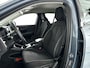 Volvo XC40 T2 Momentum Core | Parkeercamera | Cruise control | Navigatie | Trekhaak