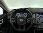 Volvo XC40 T2 Momentum Core | Parkeercamera | Cruise control | Navigatie | Trekhaak