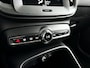 Volvo XC40 T2 Momentum Core | Parkeercamera | Cruise control | Navigatie | Trekhaak