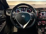 Alfa Romeo Giulietta 1.4 Turbo MultiAir Super Cruise Control, LED, Navigatie, Parkeersensoren, DNA, 18", NAP, Airco
