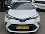 Toyota C-HR / C-HR+ 1.8 Hybrid BUSINESS PLUS TREKHAAK STOEL/STUURVERW 4S-BANDEN PARK-SENSOREN APPLE/ANDROID CAMERA AD-CRUISE CLIMA