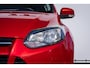 Ford Focus 1.6 TI-VCT First Ed. NL Auto Stoelverwarming | Klimaat control | Cruise Control | Half ledere bekleding | PDC | voorruitverwarmi