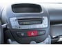 Peugeot 107 1.0-12V XS NLAuto 5deurs Dealer onderhouden | Airco | elektrische ramen voor |