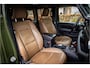 Jeep Wrangler Unlimited 4xe 380 Sahara Cognac Leder | Sky One Softtop | Sarge Green | Adaptive Cruise | Trekhaak